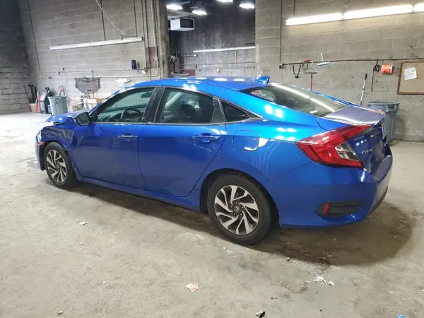 19XFC2F72JE205460 2018 HONDA CIVIC - Image 2