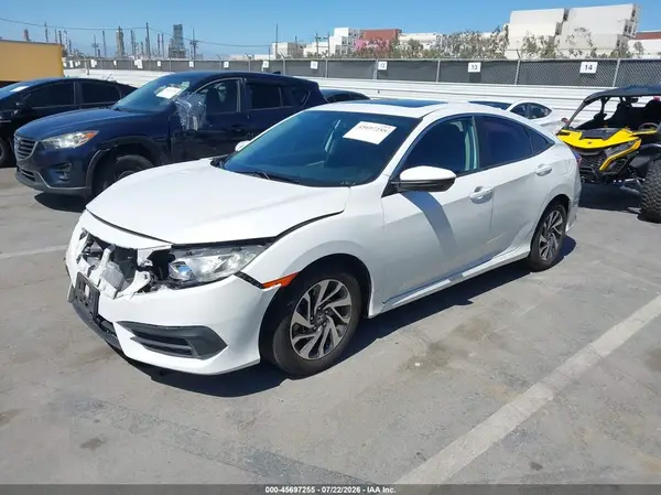 19XFC2F72JE208309 2018 HONDA CIVIC - Image 2