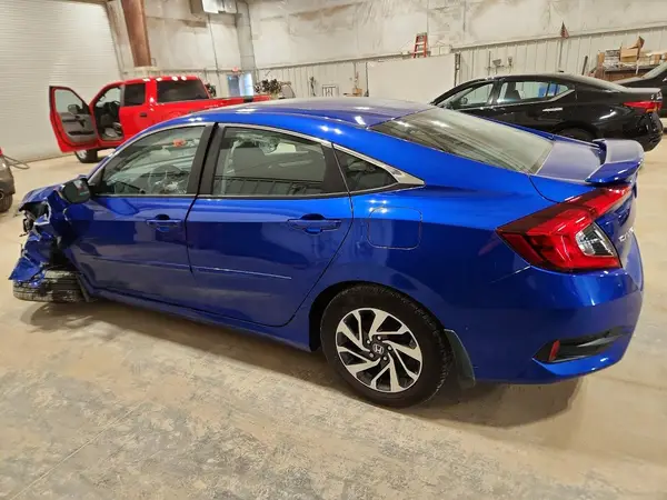 19XFC2F73GE005678 2016 HONDA CIVIC - Image 2