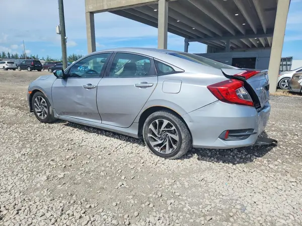 19XFC2F73GE007625 2016 HONDA CIVIC - Image 2