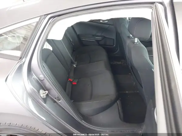 19XFC2F73GE011982 2016 HONDA CIVIC - Image 8