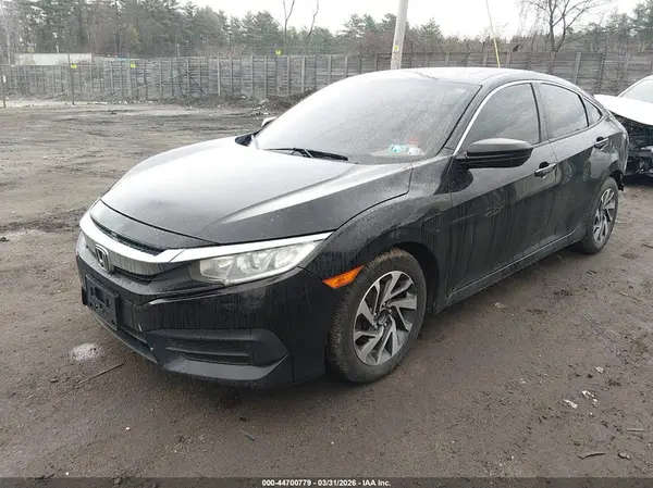19XFC2F73GE019631 2016 HONDA CIVIC - Image 2