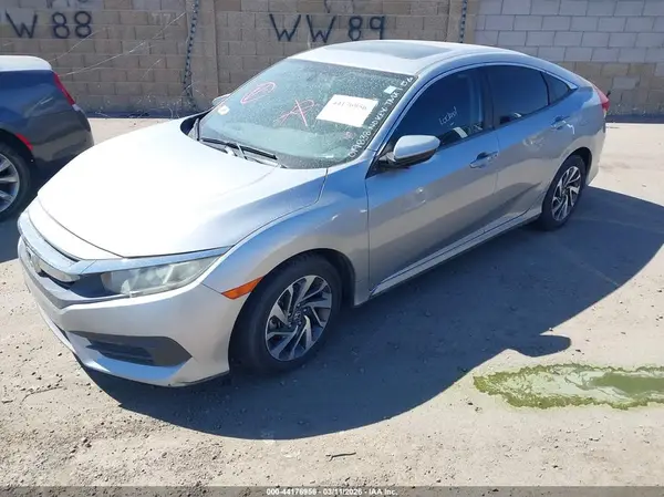 19XFC2F73GE019838 2016 HONDA CIVIC - Image 2