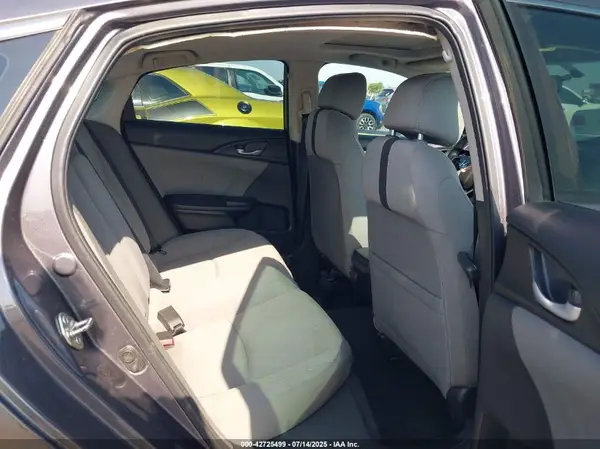 19XFC2F73GE070952 2016 HONDA CIVIC - Image 8