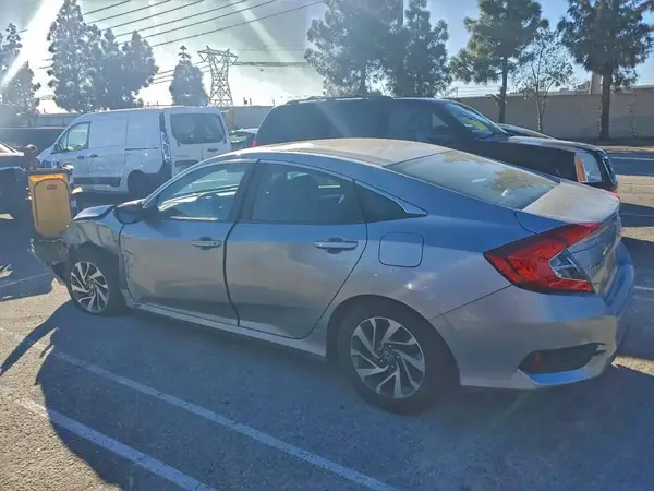 19XFC2F73GE209199 2016 HONDA CIVIC - Image 2