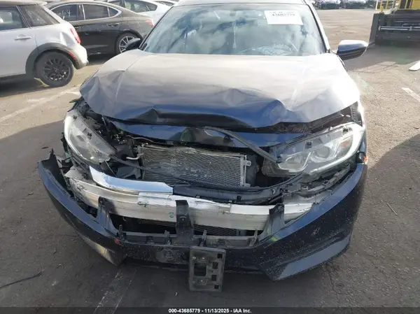 2016 HONDA CIVIC auction photo 6