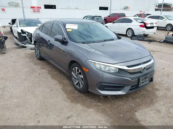 19XFC2F73HE004046 2017 HONDA CIVIC - Image 1