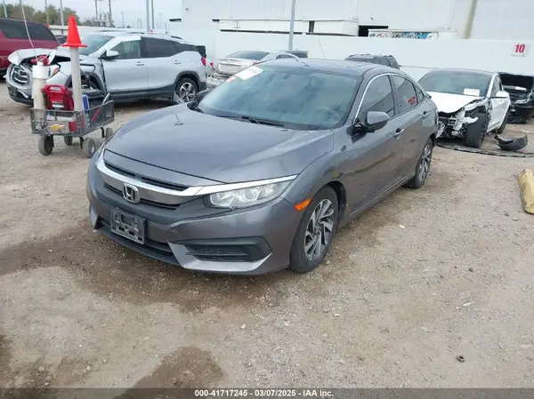 19XFC2F73HE004046 2017 HONDA CIVIC - Image 2