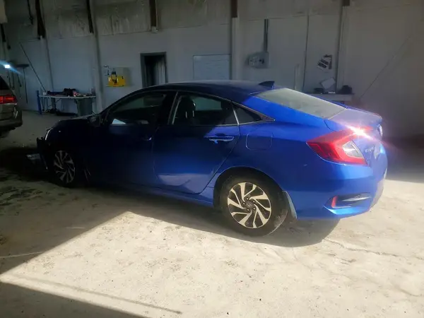 19XFC2F73HE008033 2017 HONDA CIVIC - Image 2