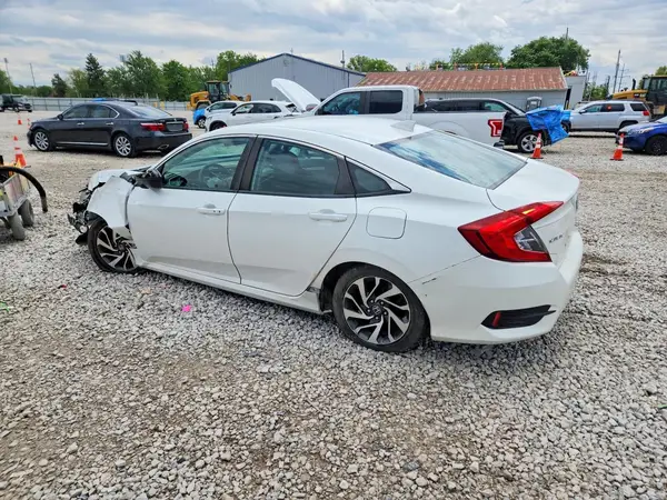19XFC2F73HE016715 2017 HONDA CIVIC - Image 2