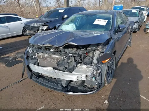 19XFC2F73HE050444 2017 HONDA CIVIC - Image 2