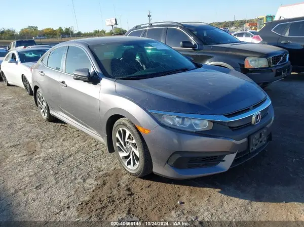 19XFC2F73HE059872 2017 HONDA CIVIC - Image 1