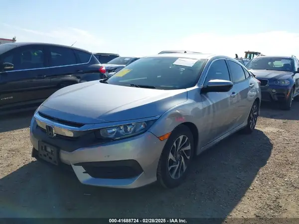 19XFC2F73HE073304 2017 HONDA CIVIC - Image 2