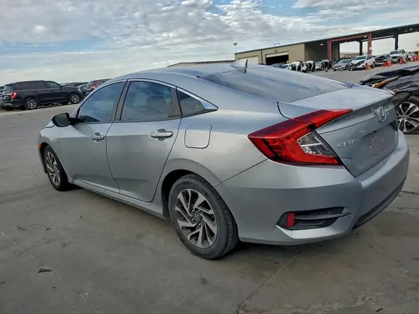 19XFC2F73HE078924 2017 HONDA CIVIC - Image 2