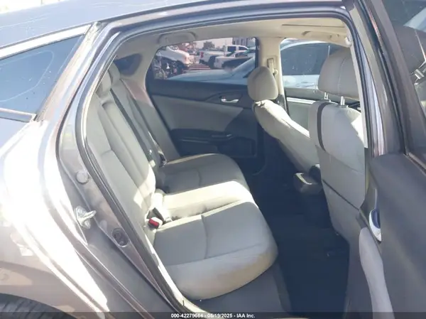 19XFC2F73HE213660 2017 HONDA CIVIC - Image 8