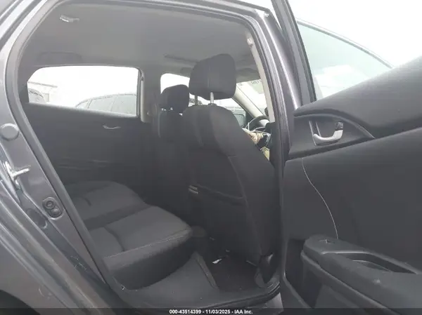 19XFC2F73HE214954 2017 HONDA CIVIC - Image 8
