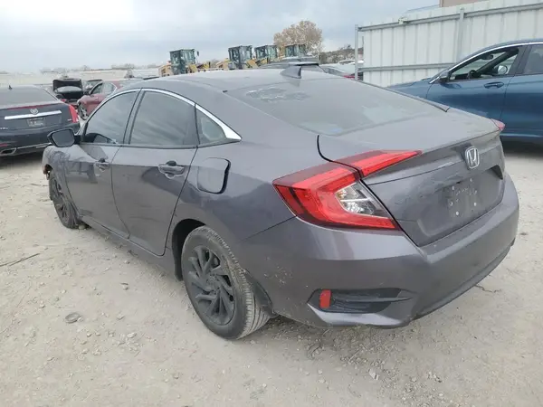 19XFC2F73JE000486 2018 HONDA CIVIC - Image 2