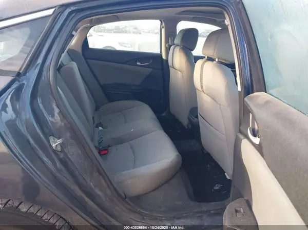 19XFC2F73JE004778 2018 HONDA CIVIC - Image 8