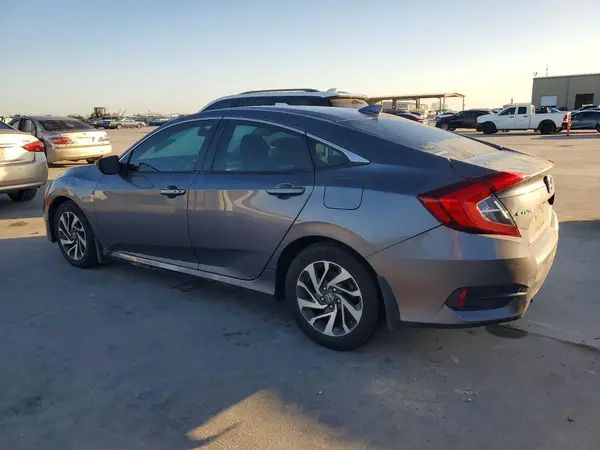 19XFC2F73JE006367 2018 HONDA CIVIC - Image 2