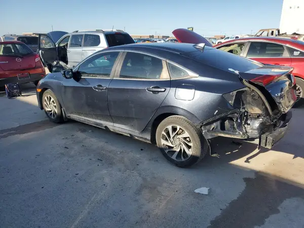 19XFC2F73JE008717 2018 HONDA CIVIC - Image 2