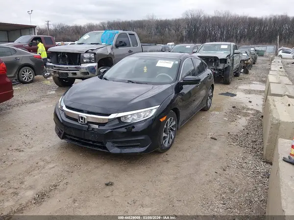 19XFC2F73JE020169 2018 HONDA CIVIC - Image 2