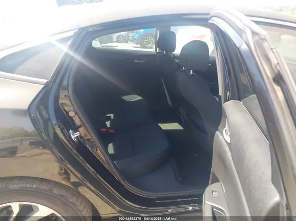 19XFC2F73JE023251 2018 HONDA CIVIC - Image 8