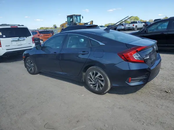 19XFC2F73JE028465 2018 HONDA CIVIC - Image 2