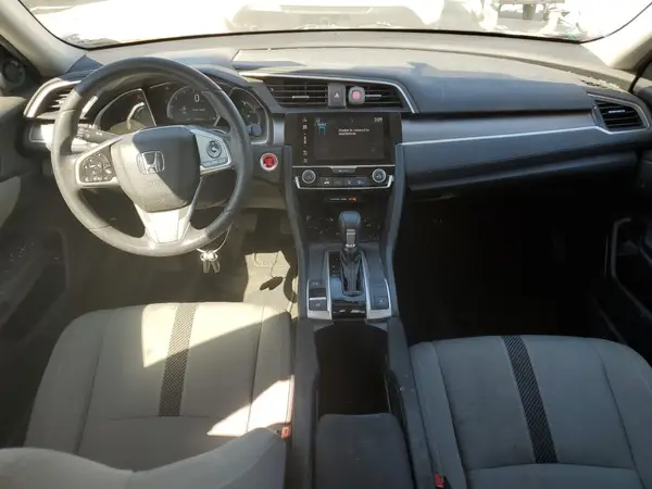 19XFC2F73JE028465 2018 HONDA CIVIC - Image 8