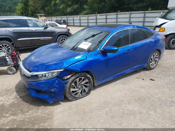 19XFC2F73JE033620 2018 HONDA CIVIC - Image 2