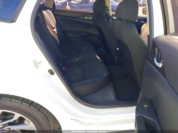 19XFC2F73JE036470 2018 HONDA CIVIC - Image 8