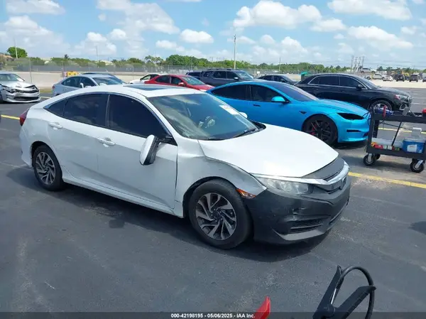 19XFC2F73JE044231 2018 HONDA CIVIC - Image 1