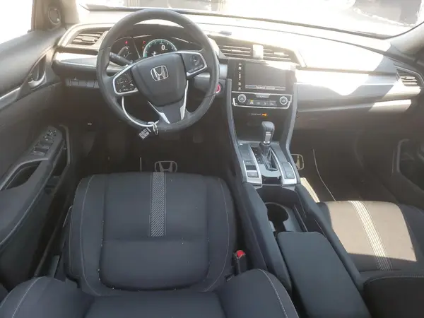 19XFC2F73JE201398 2018 HONDA CIVIC - Image 8