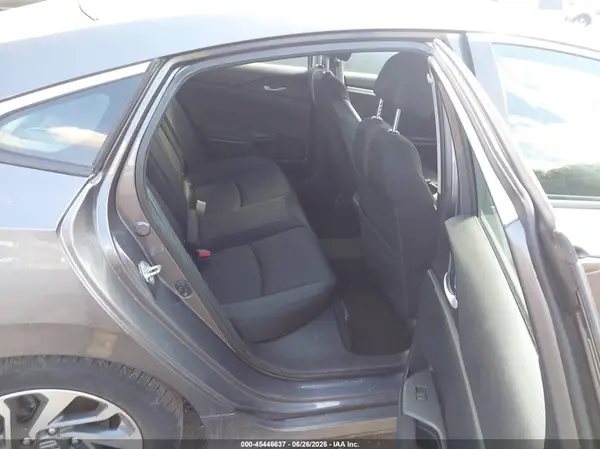 19XFC2F73JE202017 2018 HONDA CIVIC - Image 8