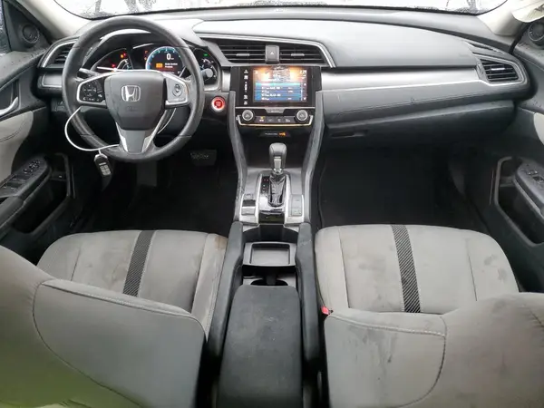 19XFC2F73JE204978 2018 HONDA CIVIC - Image 8