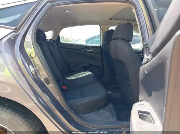19XFC2F74GE004412 2016 HONDA CIVIC - Image 8