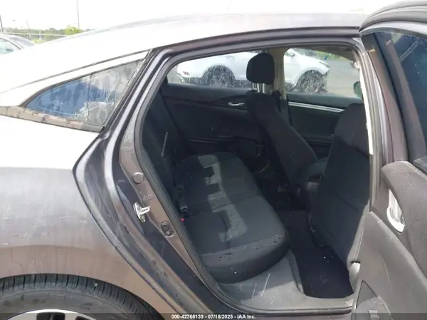 19XFC2F74GE012235 2016 HONDA CIVIC - Image 8