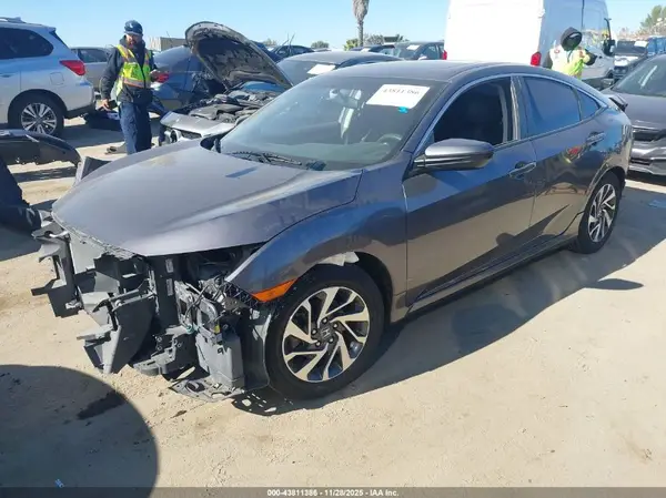 19XFC2F74GE045798 2016 HONDA CIVIC - Image 2