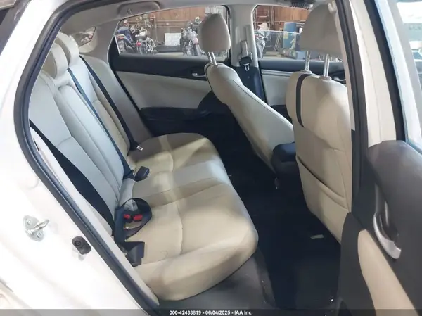 19XFC2F74GE208501 2016 HONDA CIVIC - Image 8