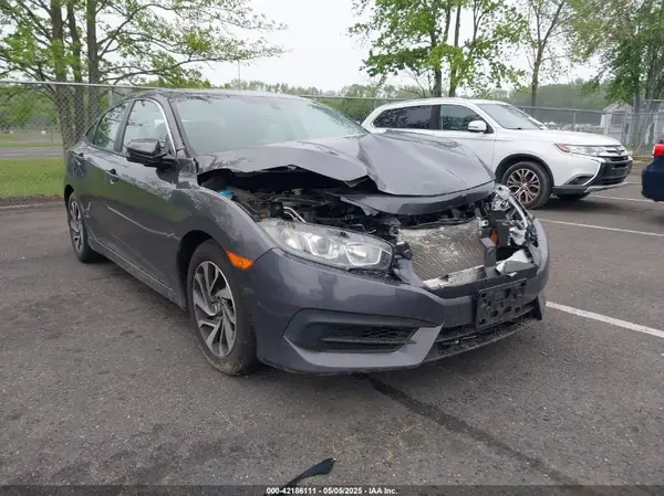 19XFC2F74GE232815 2016 HONDA CIVIC - Image 1