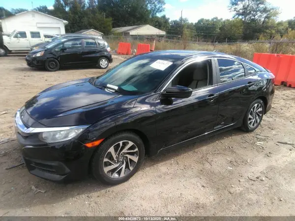 19XFC2F74HE027108 2017 HONDA CIVIC - Image 2