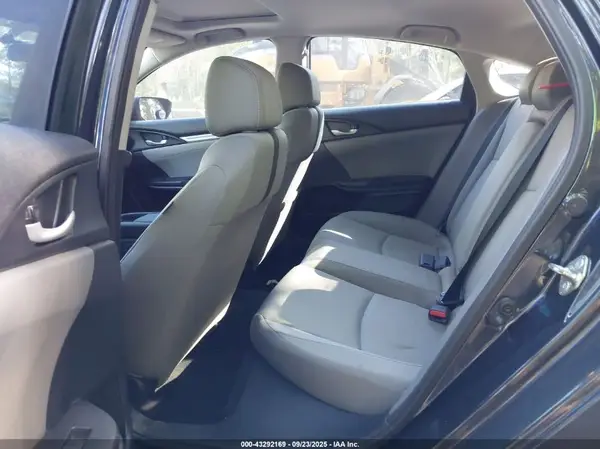 19XFC2F74HE034589 2017 HONDA CIVIC - Image 8