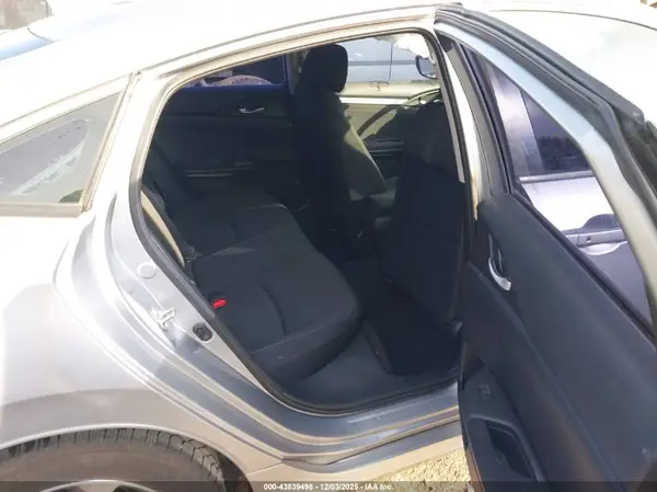 19XFC2F74HE052249 2017 HONDA CIVIC - Image 8