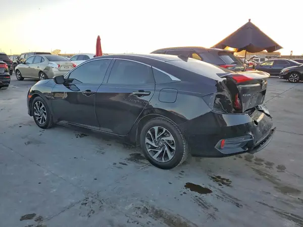 19XFC2F74HE058956 2017 HONDA CIVIC - Image 2