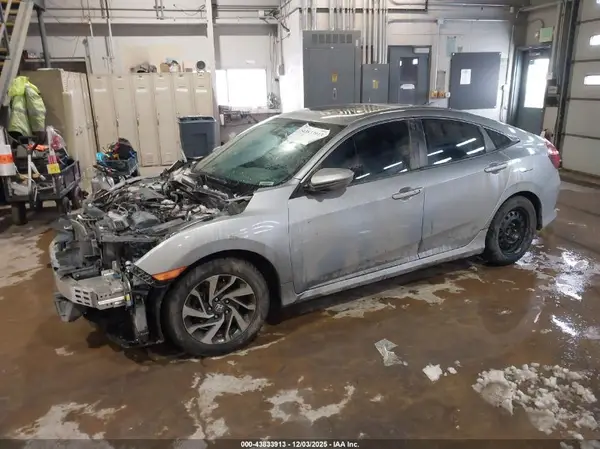 19XFC2F74HE063283 2017 HONDA CIVIC - Image 2
