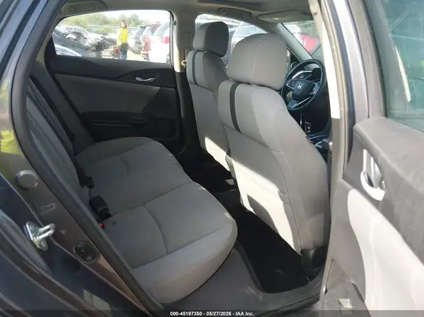 19XFC2F74HE070704 2017 HONDA CIVIC - Image 8