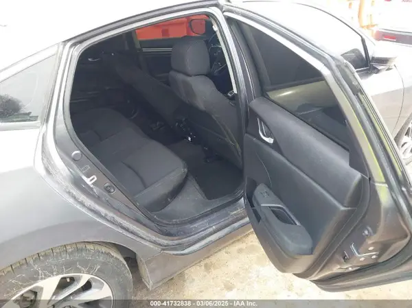19XFC2F74HE077684 2017 HONDA CIVIC - Image 8