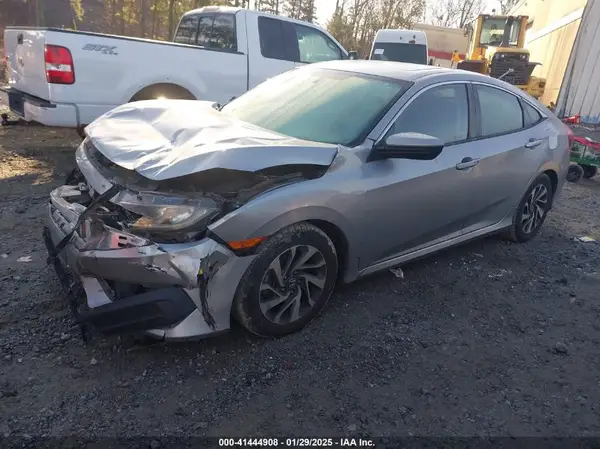 19XFC2F74HE082111 2017 HONDA CIVIC - Image 2