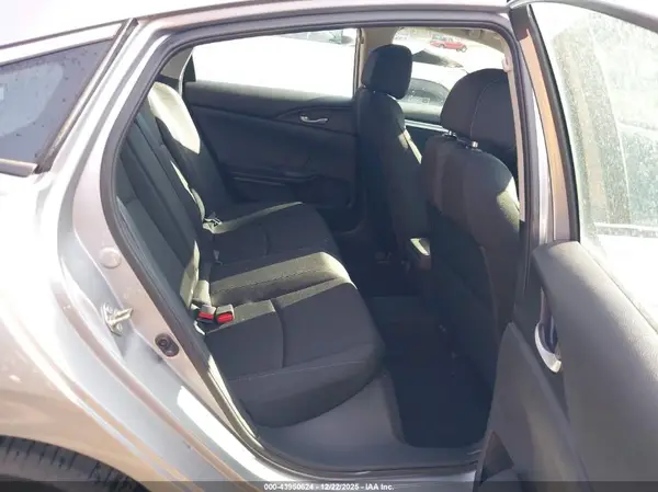 19XFC2F74HE206068 2017 HONDA CIVIC - Image 8