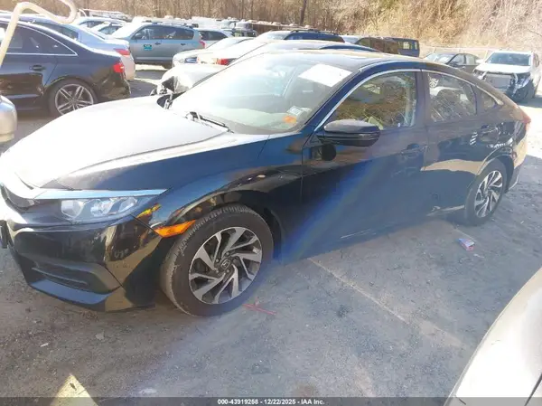 19XFC2F74HE208127 2017 HONDA CIVIC - Image 2