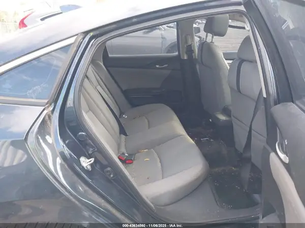 19XFC2F74HE209942 2017 HONDA CIVIC - Image 8